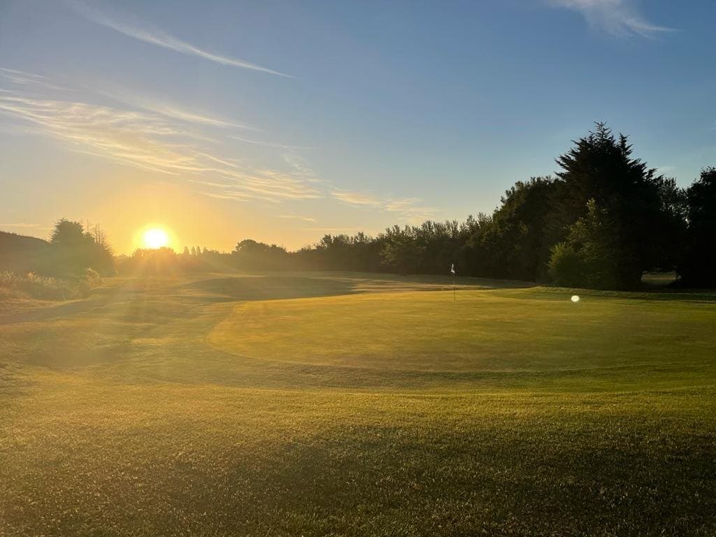 Low sun over a Risebridge green